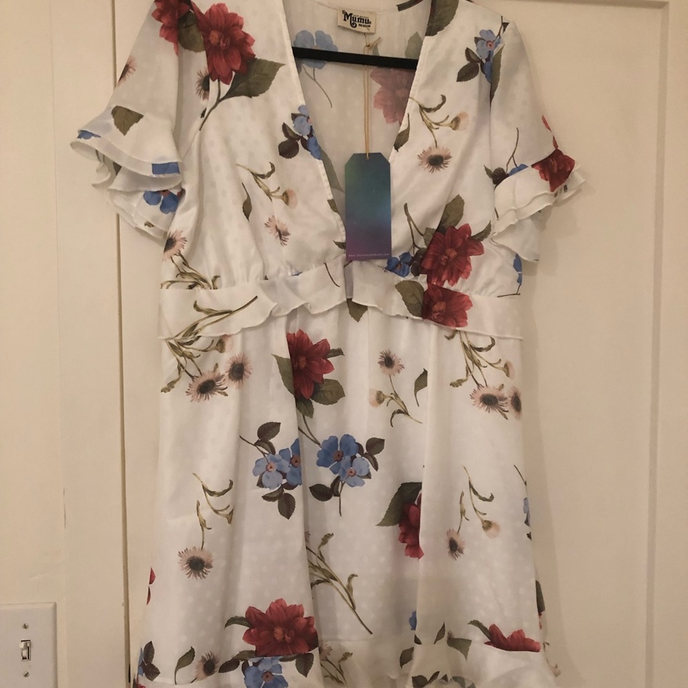 Show me your Mumu white floral dress